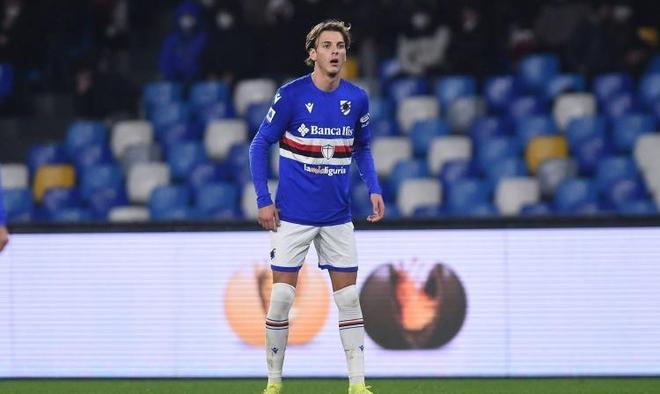 和犀利的突 和犀利的突